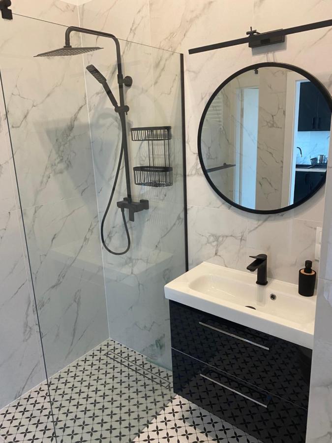 Apartament Nadmotlawie Estate Black Gdansk Dış mekan fotoğraf